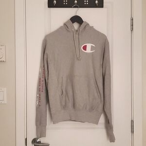 Men's Champion sweatshirt